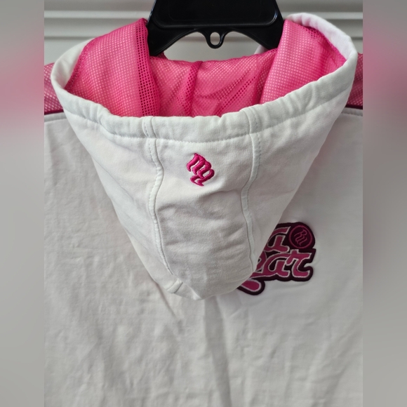 Rocawear 2-pc Track Suit, SS Hoodie and Capri Pants, NWT, Size XL (Girl) - Picture 6 of 7